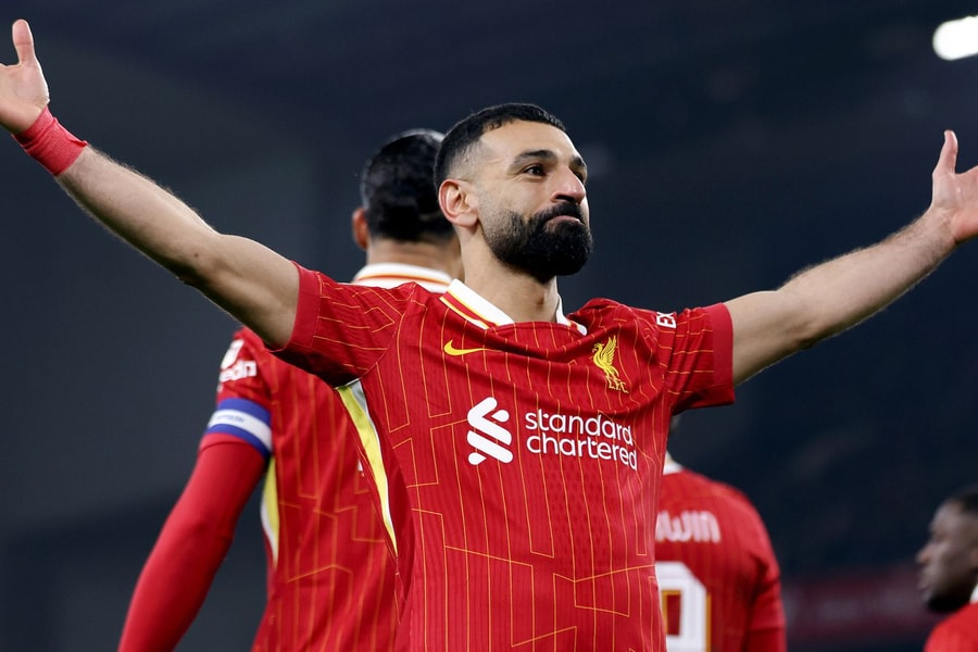 Liverpool thắng đậm Tottenham, giành vé vào chung kết Cup Liên đoàn