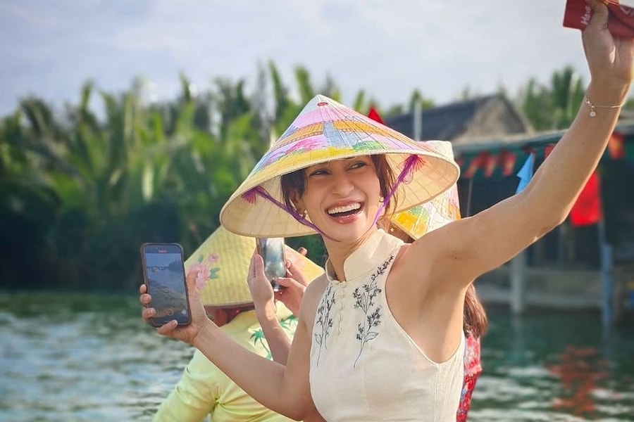 Ngôi sao vừa du lịch Hội An có quyền lực trong làng giải trí Thái Lan thế nào?