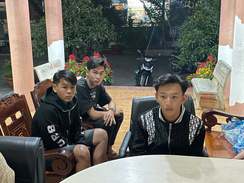 Nhóm đối tượng cướp xe bỏ trốn sau khi dùng hung khí chém người bất thành