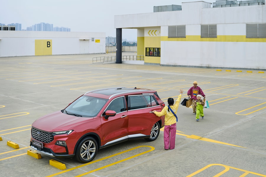 Phân khúc ô tô gầm cao cỡ C: Ford Territory bám đuổi Mazda CX-5