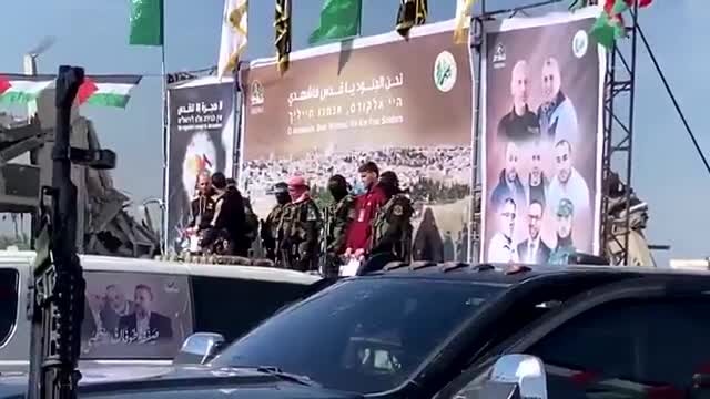 Hamas thả thêm 3 con tin Israel để đổi lấy 369 tù nhân Palestine