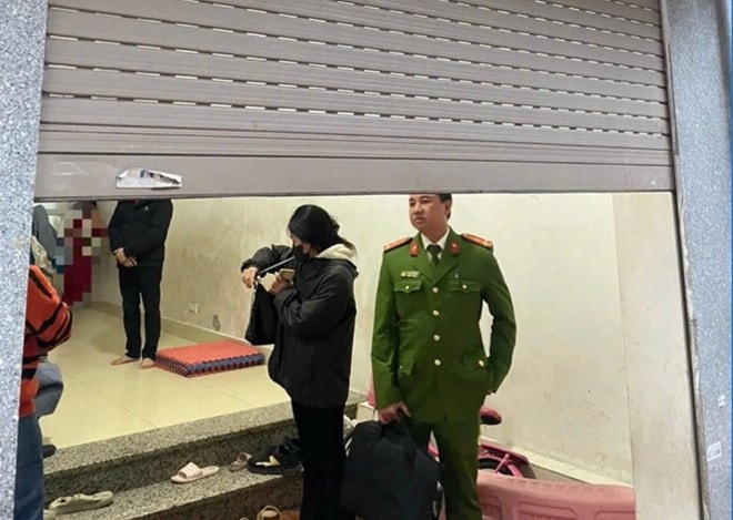 TP Hà Nội chỉ đạo làm rõ thông tin bé gái 5 tháng tuổi tử vong sau khi gửi bảo mẫu trông