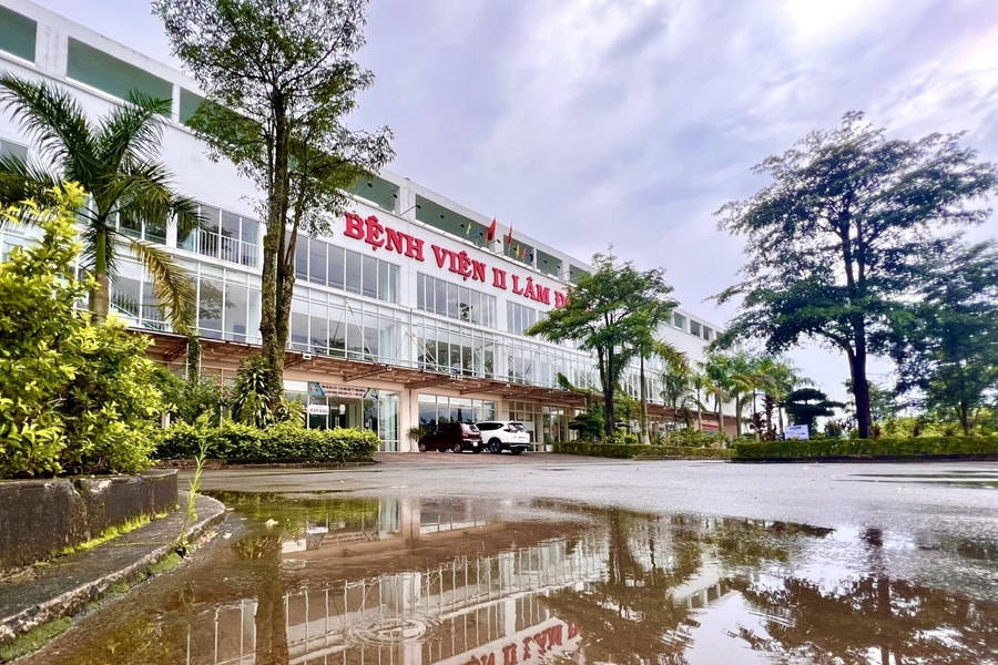 Vi phạm về đấu thầu, Giám đốc và Trưởng phòng Bệnh viện II Lâm Đồng bị bắt tạm giam