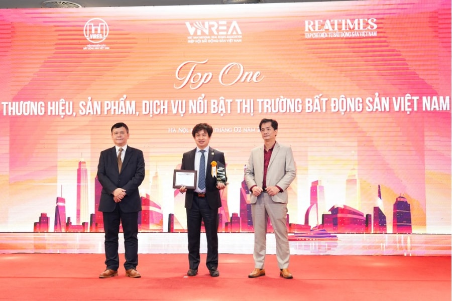 Doanh nghiệp đổi mới sáng tạo Meey Group lọt “Top One thương hiệu dẫn đầu ngành proptech năm 2024”