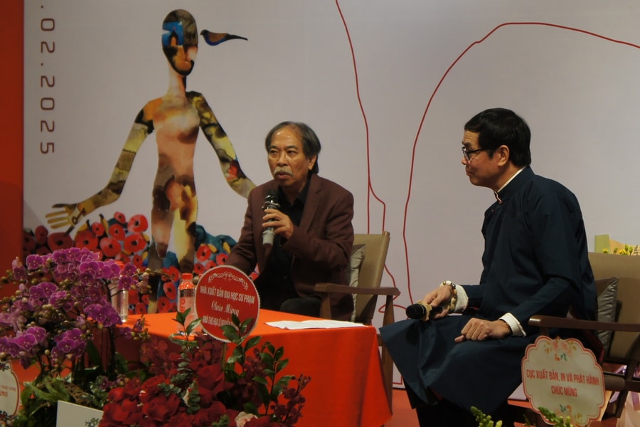 “Cuộc chơi” bi thương mà kỳ vĩ của thi ca và nghệ thuật