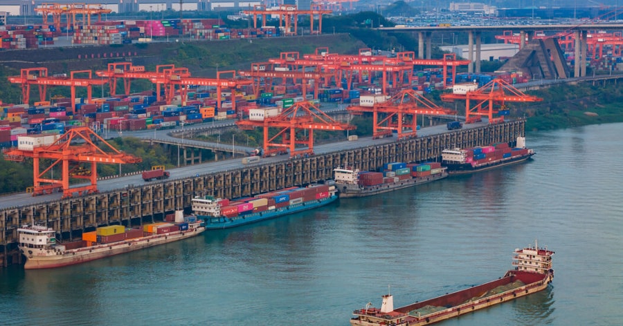 Thuế quan 25% của Mỹ: Trung Quốc thoát trong 'gang tấc', các nước láng giềng chịu thiệt