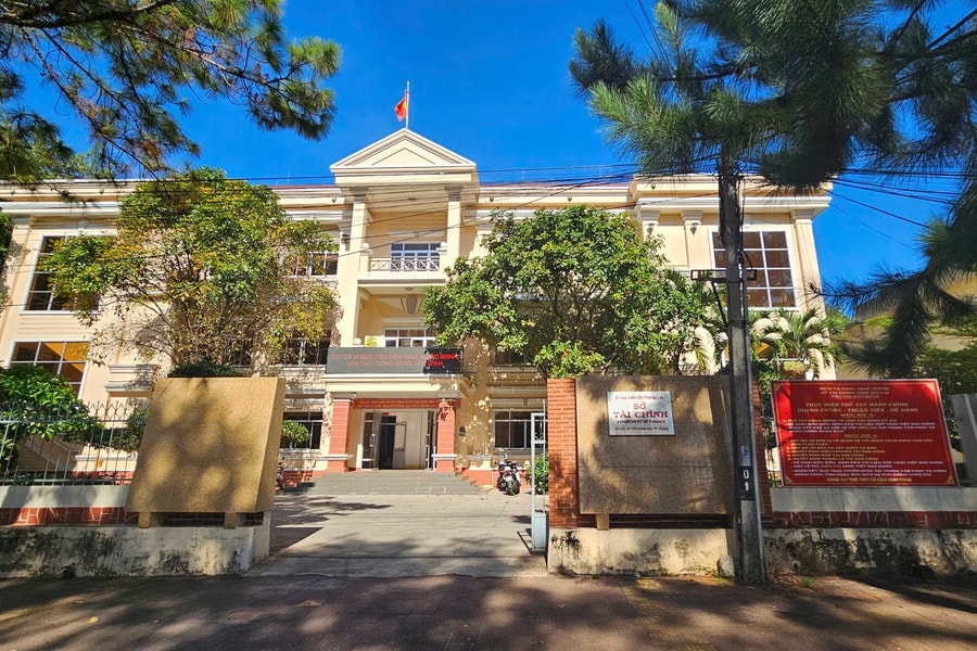 Gia Lai: Giám đốc, Phó giám đốc cùng 10 cán bộ Sở Tài chính xin nghỉ hưu trước tuổi