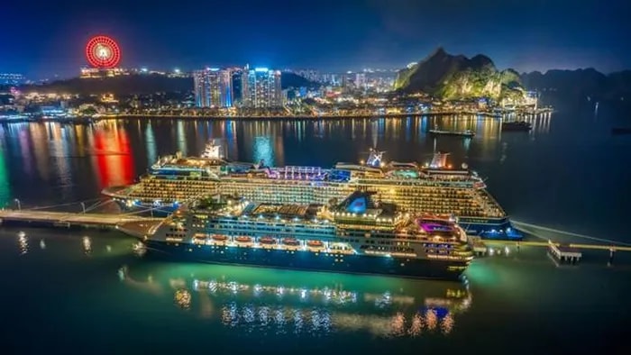 Du lịch Quảng Ninh liên tiếp nhận tin vui, đón khách siêu sang ồ ạt đổ bộ