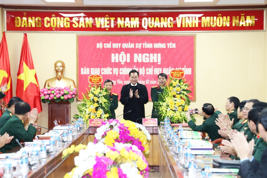 Bộ Chỉ huy Quân sự tỉnh Hưng Yên có tân Chính ủy