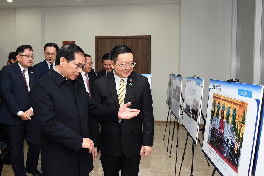 Hành trình của Việt Nam là thành viên tích cực, chủ động và có trách nhiệm của ASEAN