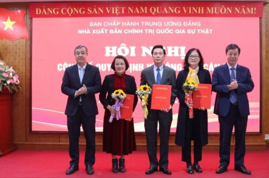 Ông Nguyễn Công Dũng giữ chức Ủy viên Hội đồng Biên tập-Xuất bản chuyên trách Nhà xuất bản Chính trị quốc gia Sự thật