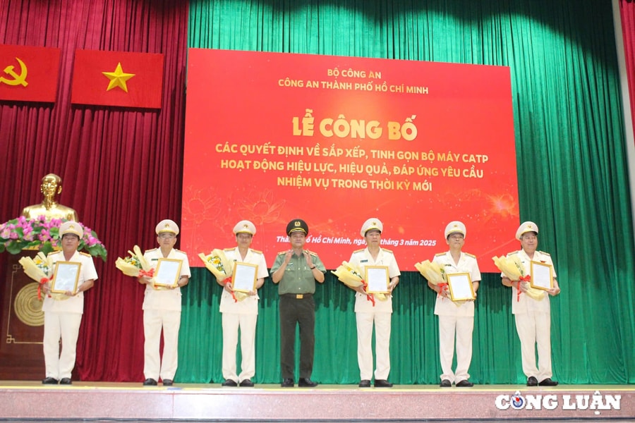 Công an TP HCM giảm từ 55 xuống 33 đầu mối