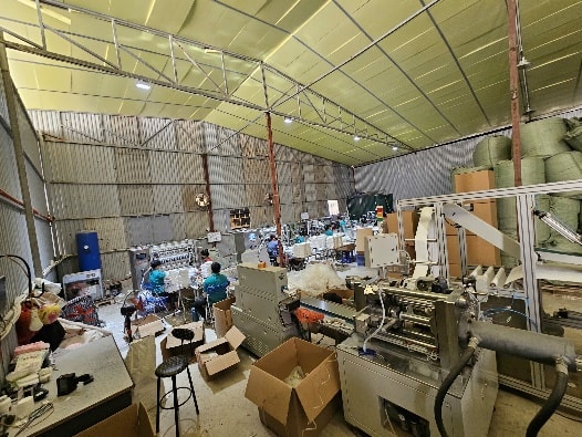 Phát hiện cơ sở sản xuất hàng nghìn sản phẩm bông tẩy trang nhãn hiệu LASOIREE giả