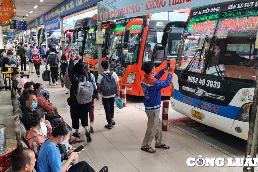 Kịp thời tháo gỡ khó khăn cho hoạt động kinh doanh vận tải ô tô