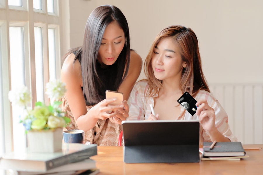 Thẻ tín dụng – trợ lý tài chính đắc lực cho phụ nữ hiện đại