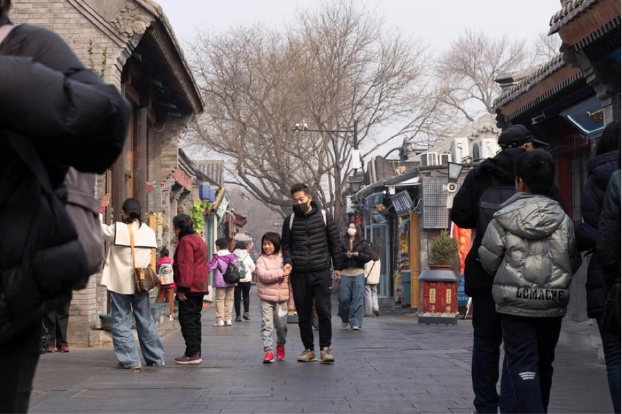 Lạm phát Trung Quốc giảm xuống dưới 0% lần đầu tiên sau 13 tháng