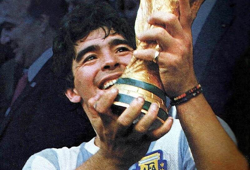 Đội ngũ y tế của huyền thoại quá cố Diego Maradona ra tòa