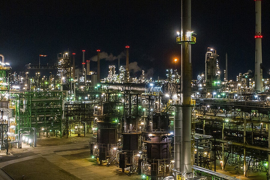 Mỹ đàm phán với Đức để hủy bỏ lệnh cấm nhập khẩu dầu của Nga