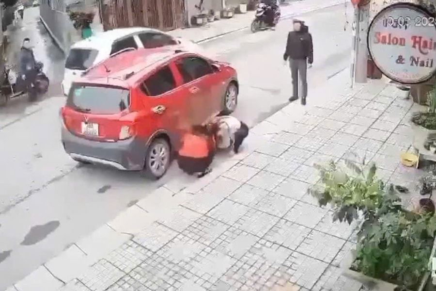 Phòng GD-ĐT Hà Tĩnh báo cáo vụ bé 16 tháng bị xe phụ huynh cán tử vong