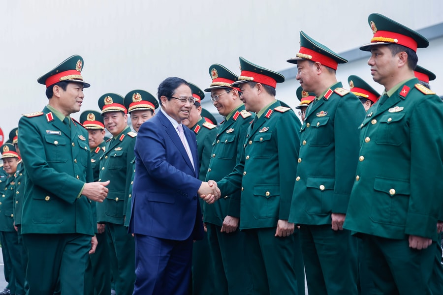 Xây dựng cơ chế chính sách đặc thù, đặc biệt, đột phá để phát triển công nghiệp quốc phòng