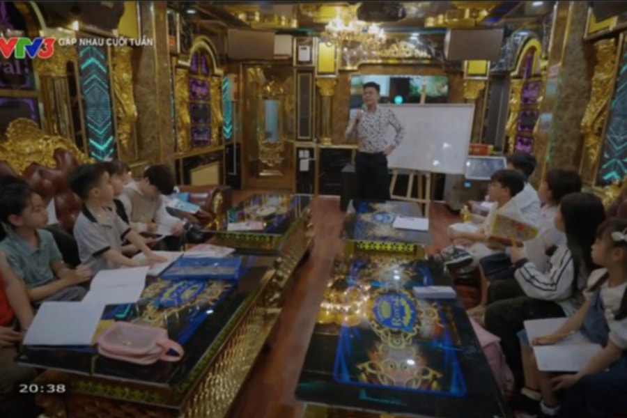 'Gặp nhau cuối tuần' gây tranh cãi trong việc xây dựng tình huống