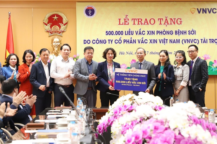 500 nghìn liều vắc xin kịp thời phục vụ tiêm phòng sởi