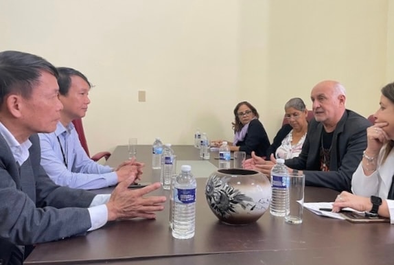 Đoàn công tác Hội Nhà báo Việt Nam làm việc với lãnh đạo Hội Nhà báo Cuba