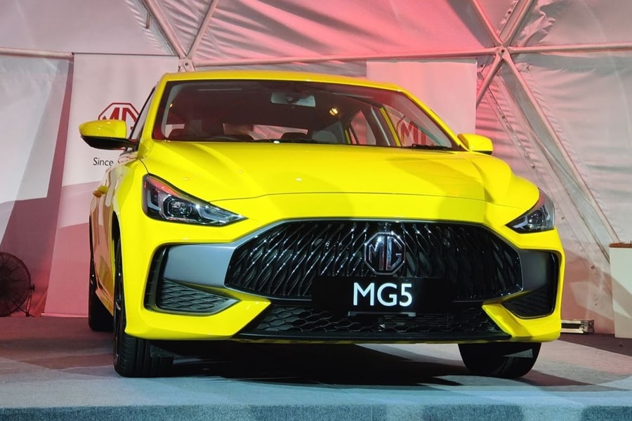 MG5 giảm giá thủng đáy tại đại lý, rẻ hơn cả xe cỡ A