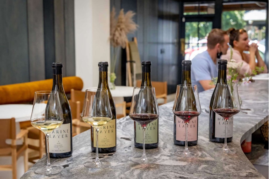 Đe dọa thuế 200% của Tổng thống Trump sẽ là thảm họa cho ngành rượu vang châu Âu