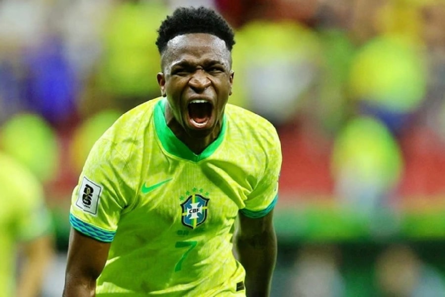 Vinicius ghi siêu phẩm, Brazil thắng kịch tính Colombia