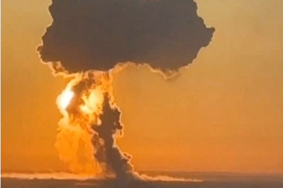 Ukraine tấn công sân bay gần căn cứ không quân Nga, thách thức đàm phán hòa bình