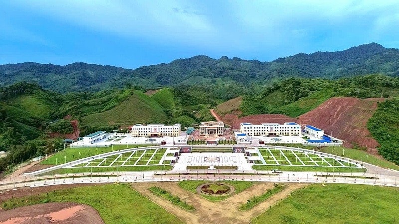 Bài 2: Nậm Pồ không chỉ có đường giao thông...