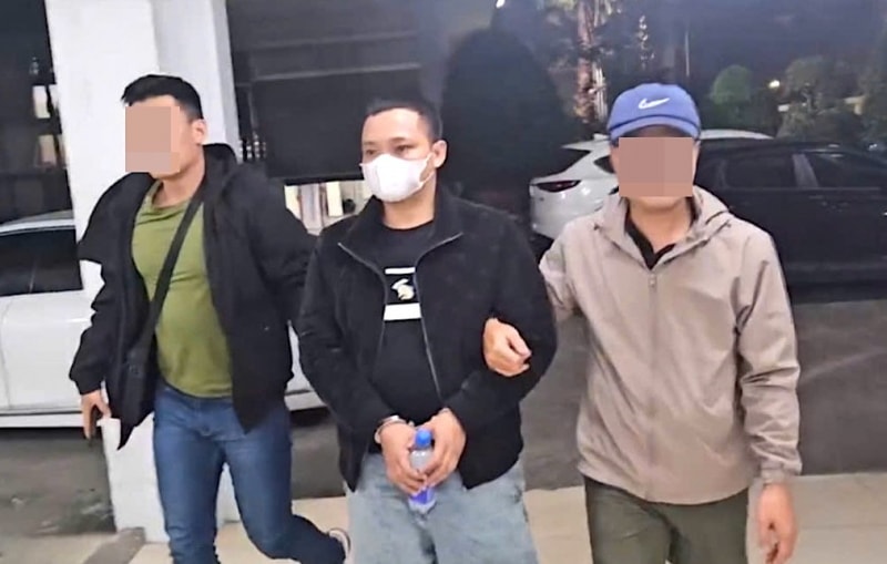 Bắt đối tượng hack tài khoản Facebook để lừa đảo