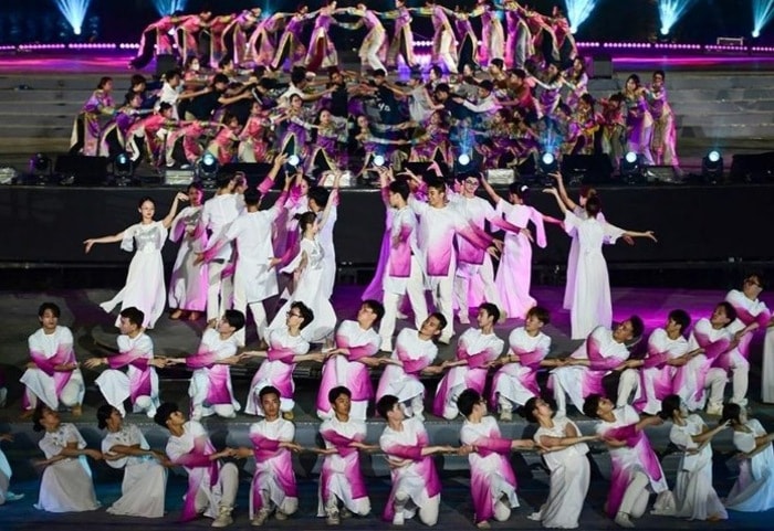 Không trình diễn drone light quy mô lớn tại đêm khai mạc Năm Du lịch quốc gia 2025