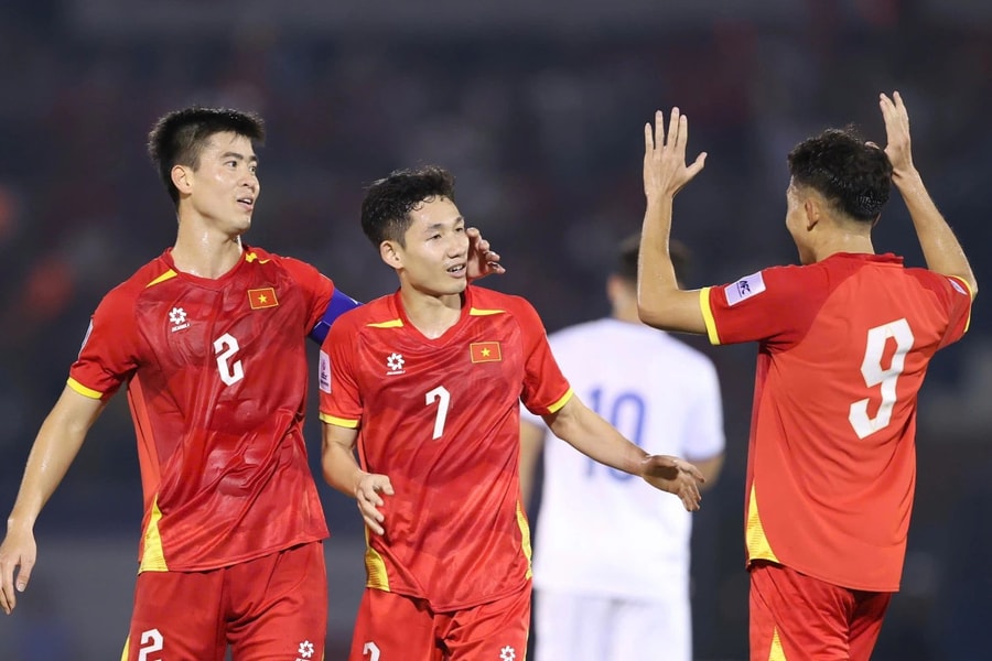 Thắng đậm Lào, Việt Nam khởi đầu suôn sẻ tại vòng loại Asian Cup 2027