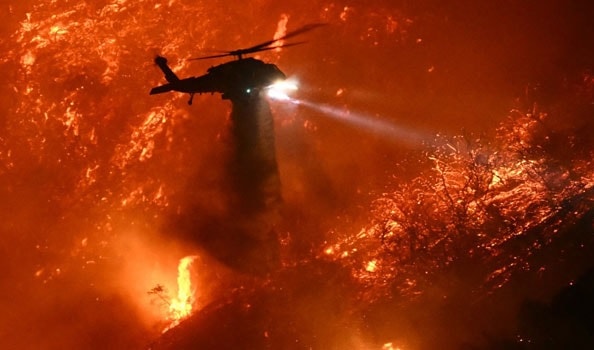 Cháy rừng ở Hàn Quốc: Trực thăng bị thiêu rụi, nhiều công chức thiệt mạng