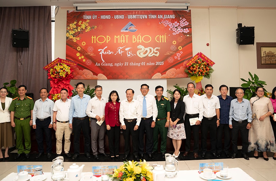 An Giang tổ chức chuỗi sự kiện chào mừng 100 năm báo chí cách mạng