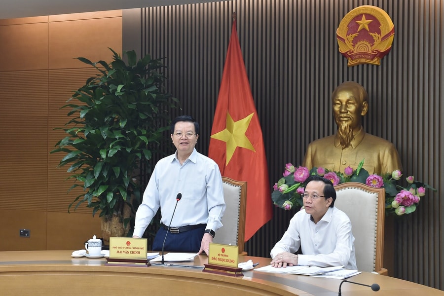 Không để xảy ra các điểm nóng, phức tạp ở vùng đồng bào dân tộc thiểu số, vùng đồng bào tôn giáo