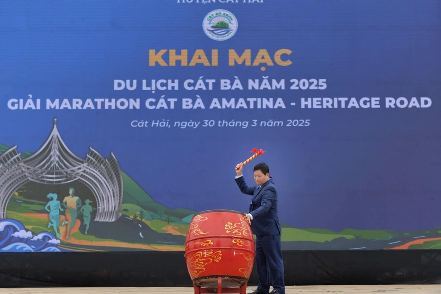 Hải Phòng: Khai mạc du lịch Cát Bà