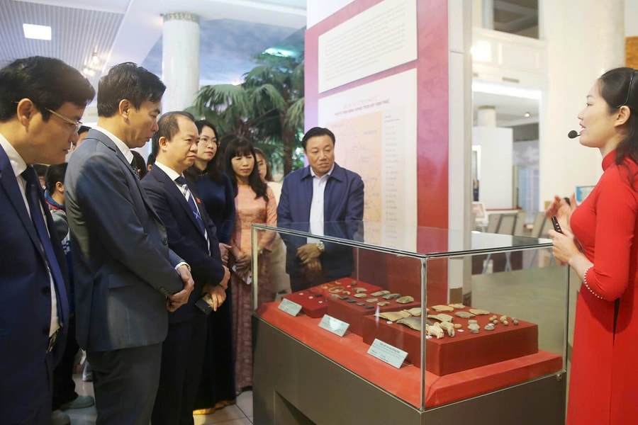 Phú Thọ: Hành trình văn hóa Hùng Vương qua hơn 300 hiện vật độc đáo