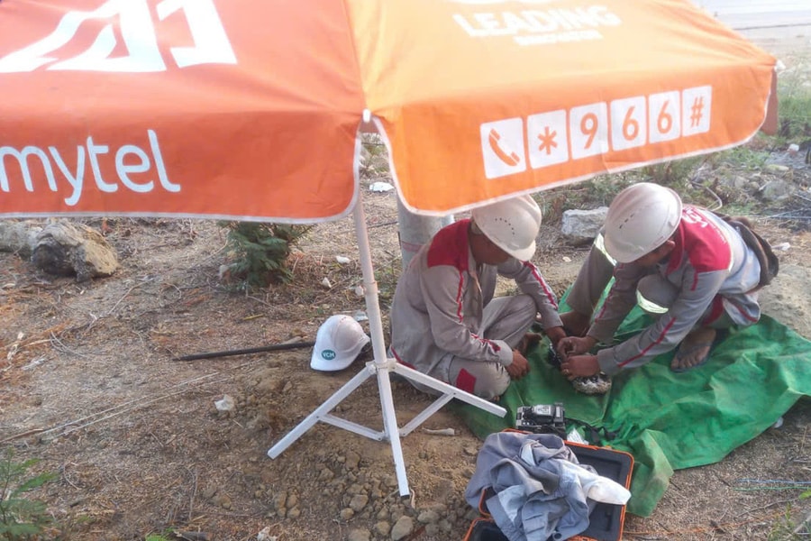 Viettel chung sức cùng đội cứu hộ Việt Nam tại Myanmar, khôi phục liên lạc và hỗ trợ người dân
