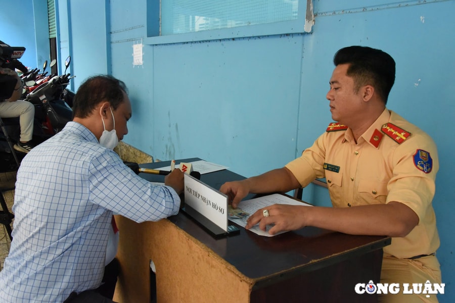Gần 120.000 người ở TP HCM đang chờ sát hạch lái xe