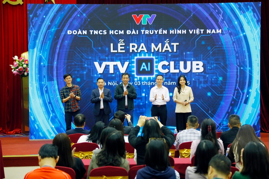 Ứng dụng AI: Không có giới hạn tuổi tác, chỉ có giới hạn về tư duy và tinh thần sẵn sàng học hỏi