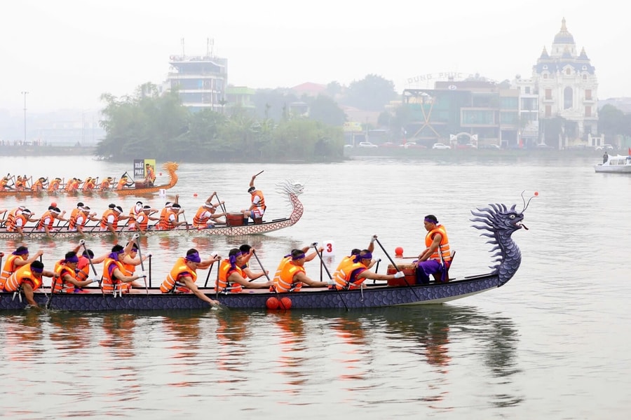 Giải bơi chải thành phố Việt Trì mở rộng 2025: Nơi sức mạnh và tinh thần đồng đội lên ngôi