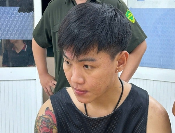 Bắt đối tượng mua bán gần 16 kg thuốc lắc được ngụy trang hộp mỹ phẩm, túi bánh kẹo