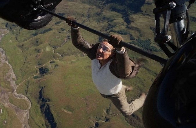 'Mission: Impossible 8' lộ cảnh quay cực mạo hiểm của Tom Cruise