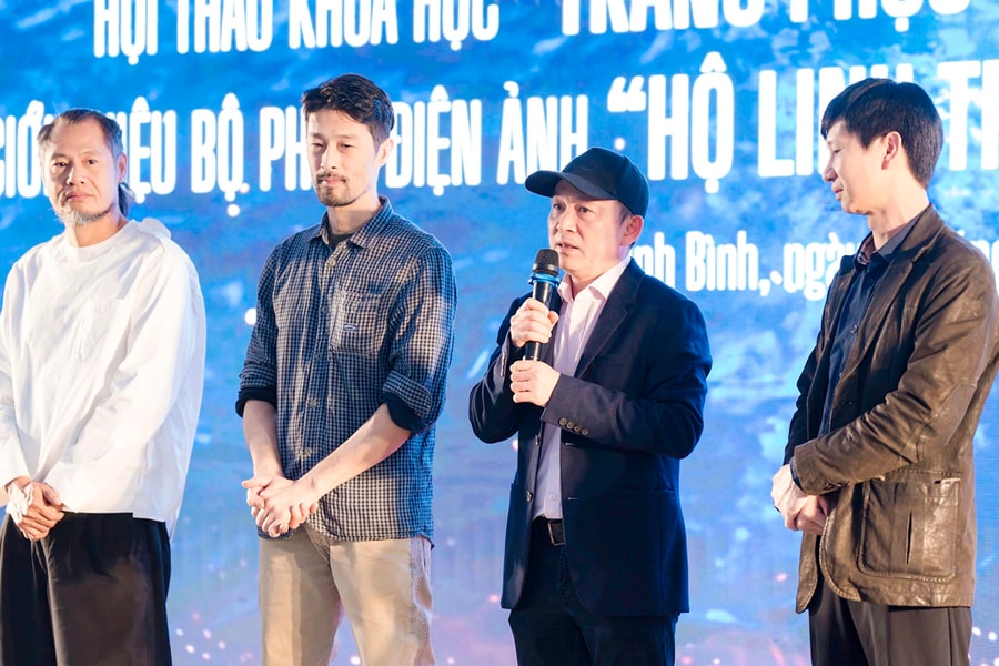 Johnny Trí Nguyễn làm đạo diễn võ thuật phim 'Hộ linh tráng sĩ'