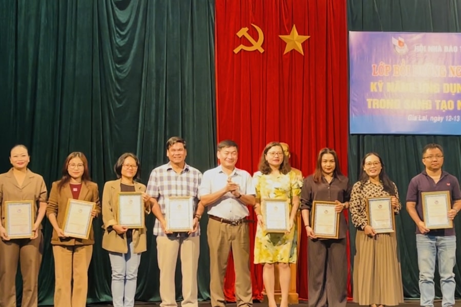 Hội Nhà báo tỉnh Gia Lai vinh danh 33 tác phẩm báo chí chất lượng cao