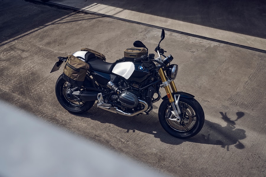Mô tô phân khối lớn BMW R 12 nineT giá gần 700 triệu đồng về Việt Nam