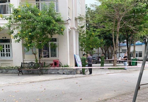 Trường Đại học Vinh báo cáo vụ lan can rơi trúng 3 nữ sinh: Một em phải phẫu thuật